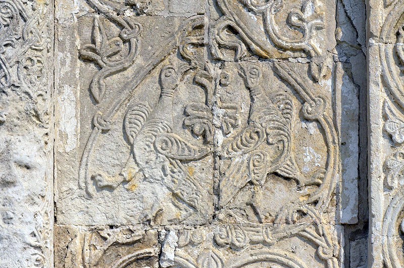 Белокаменная резьба