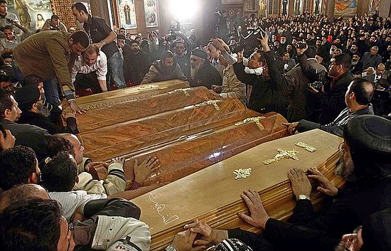 Похороны убитых христиан в Египте