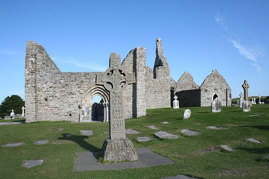 Clonmacnoise, ruins.