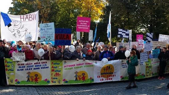 Rally in defense of the family values takes place in Tallin