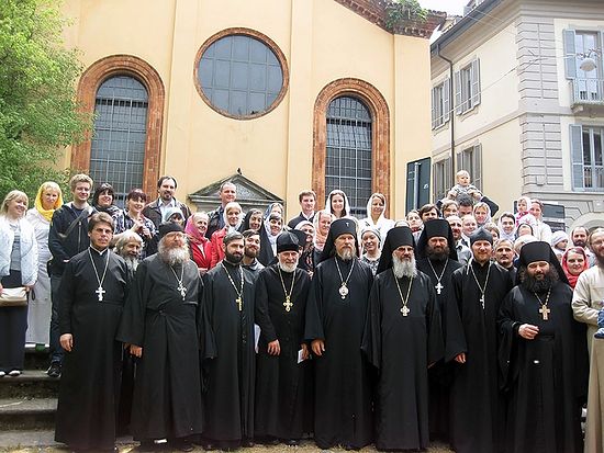 Archbishop Mark (Golovkov) and the clergy of the Northern Italian parishes
