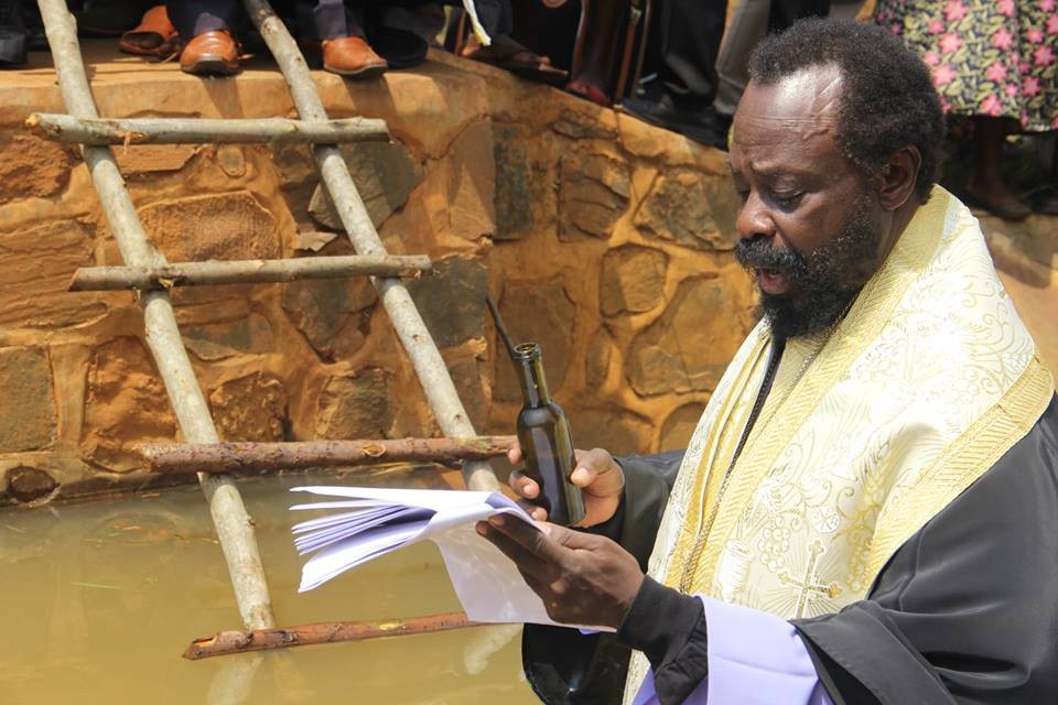 Массовое крещение в Восточной Африке