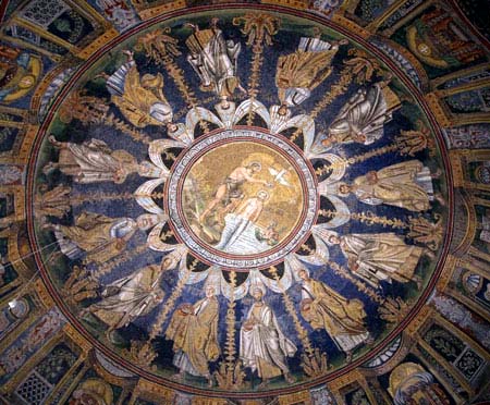 Крещение Спасителя. Мозаика купола баптистерия православных. V век
