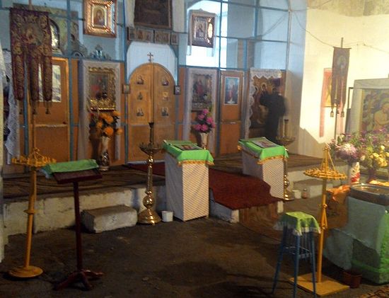 Фотографија из 2013. г.: в Рестаурација храма Свете Тројице