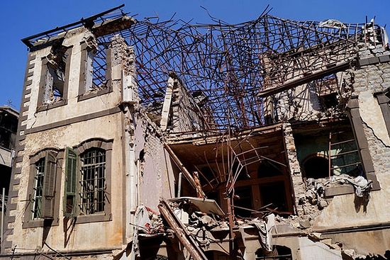 Хомс. Один из так называемых "дворцов" Старого города, пострадавший в результате боев