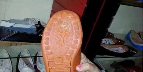 Shoes with crosses on the soles must be 