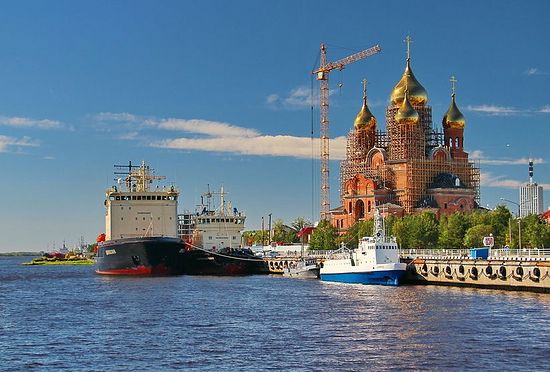 Строительство кафедрального собора Михаила Архангела в Архангельске