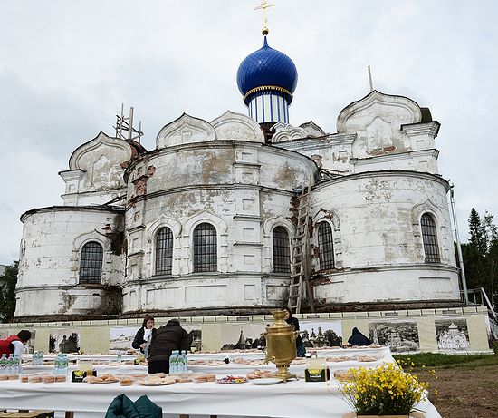Успенский храм Иоанно-Богословского женского монастыря.