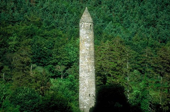 The round tower in Glendalough