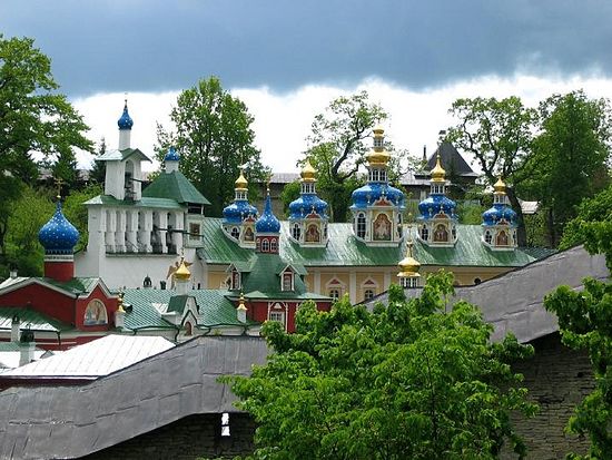 Свято-успенский псково-печерский монастырь