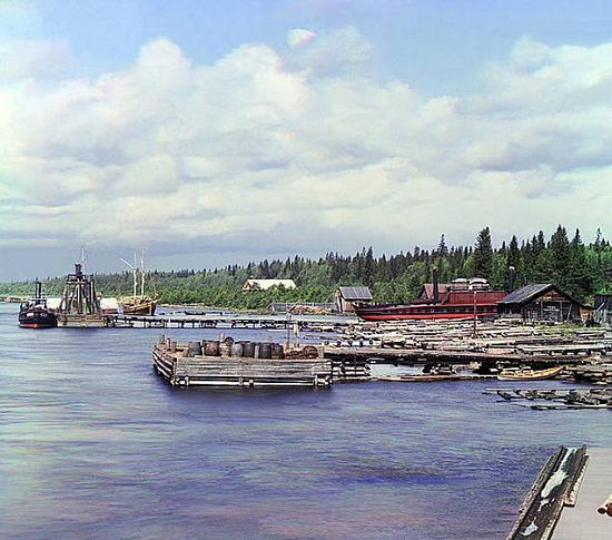 Boat Yard in Kareshka - 1909