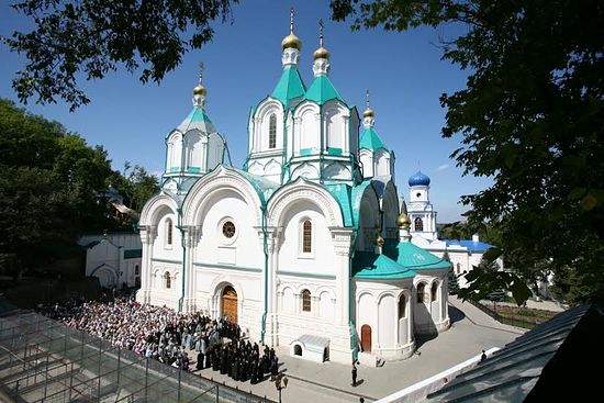 В Свтогорской лавре