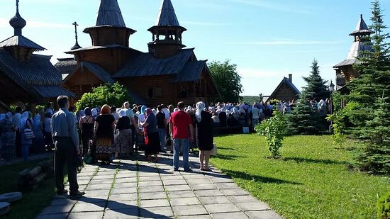 Всехсвятский скит Святогорской лавры