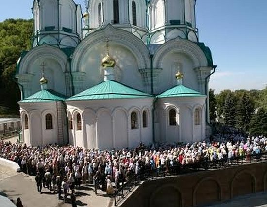 В Святогорской лавре
