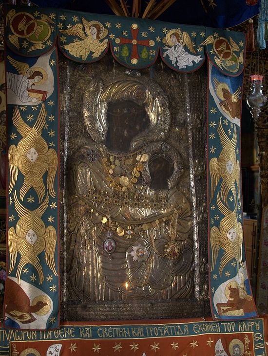 Икона Божией Матери Вратарница (Портаитисса, Иверская)