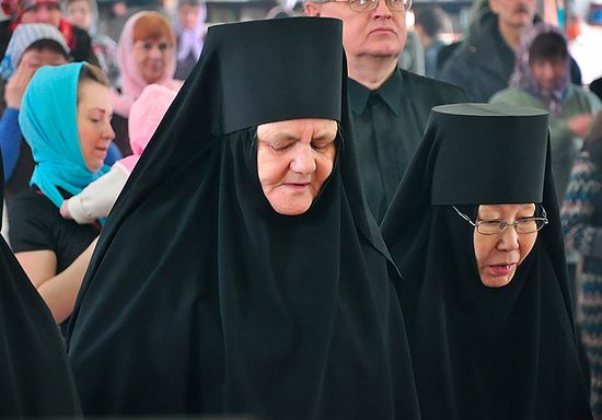 Насельницы Покровского женского монастыря