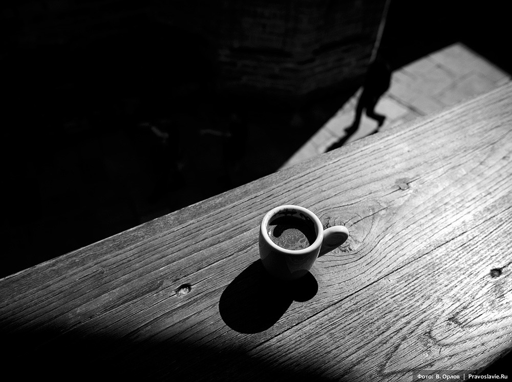 A procession of the cross at the Great Lavra Monastery of Mt. Athos (a photo gallery).  Photo: Vladimir Orlov / Pravoslavie.ru