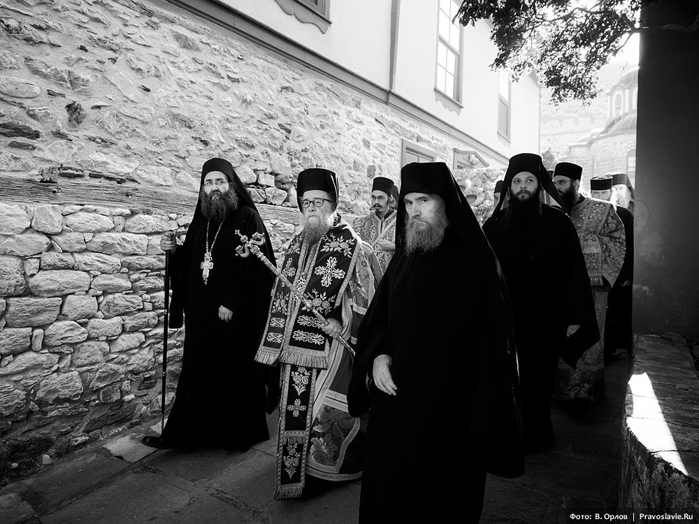 The cross procession with the “Kukuzelissa” Icon. Photo: Vladimir Orlov / Pravoslavie.ru