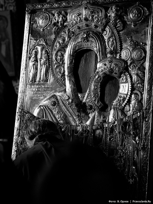 The “Kukuzelissa” Icon of the Mother of God. Photo: Vladimir Orlov / Pravoslavie.ru