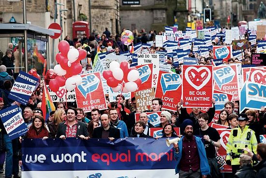 Демонстрация с требованиями разрешить «гей-браки» в Шотландии