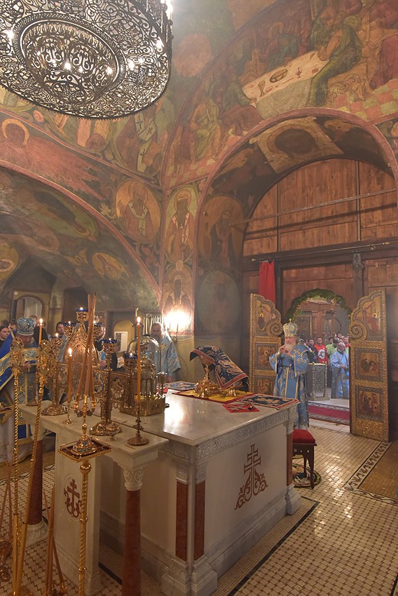 Патриаршее богослужение в московском Сретенском монастыре. Фото: Анатолий Горяинов / Православие.Ru