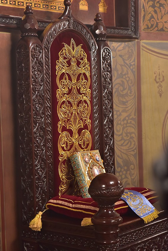 Патриаршее богослужение в московском Сретенском монастыре. Фото: Анатолий Горяинов / Православие.Ru