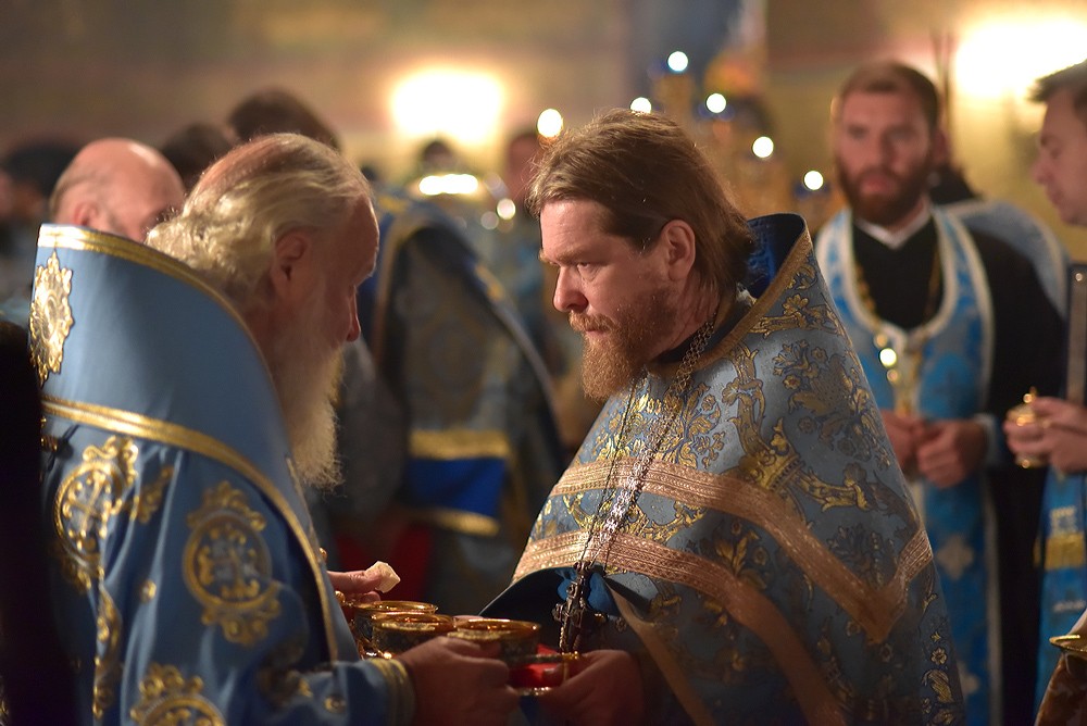 Патриаршее богослужение в московском Сретенском монастыре. Фото: Анатолий Горяинов / Православие.Ru