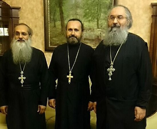 Отец Владимир со священниками-ассирийцами