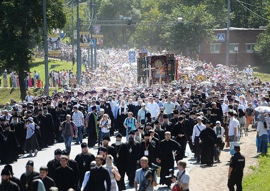 Cross procession in honor of the 700th anniversary of St. Sergius of Radonezh