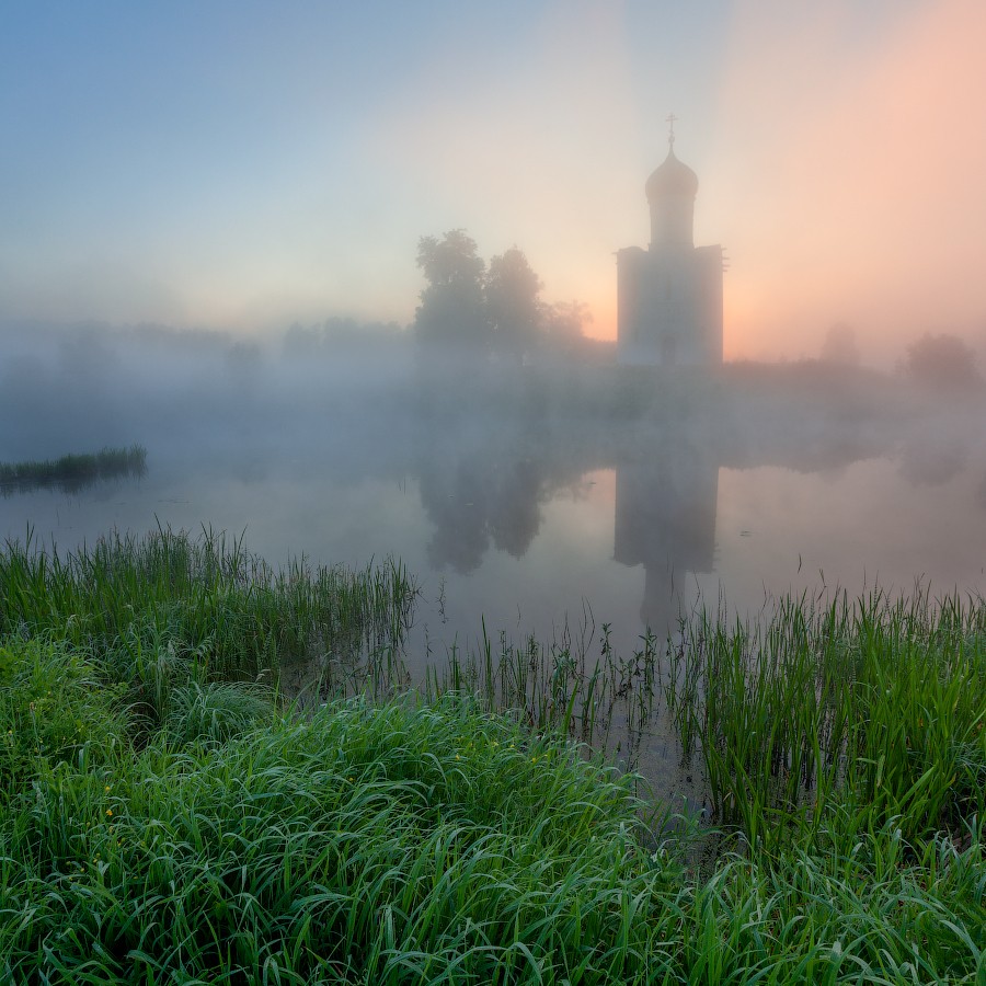 The Church of the Protection on the Nerl River celebrates it 850th anniversary!.  Church of the Protection on the Nerl  Photo: Sergei Ershov | sergey-ershov.livejournal.com