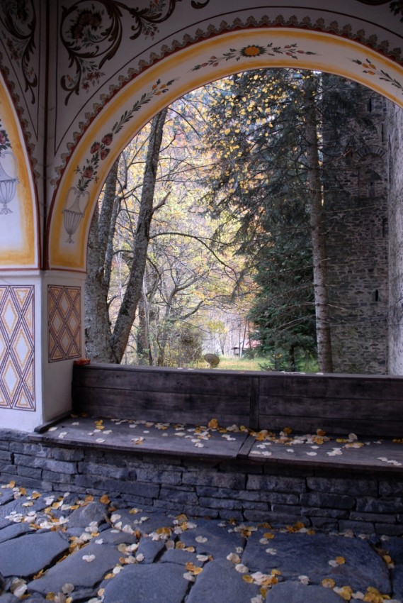 Осенние фотозарисовки из Рыльского монастыря.  Фото: Янина Алексеева