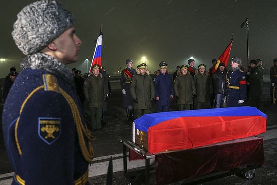 Церемонија дочека тела хероја Русије Олега Пешкова.