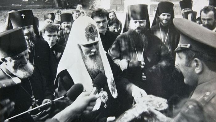 Патриарх Алексий II впервые приехал в Барнаул. 11 мая 1991 года