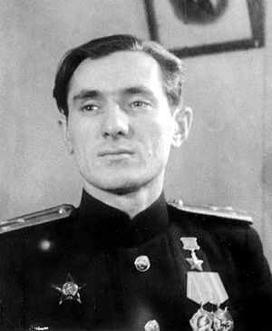 Командир торпедного катера ТКА-12 Герой Советского Союза старший лейтенант Г.М. Паламарчук, отец Петра Паламарчука