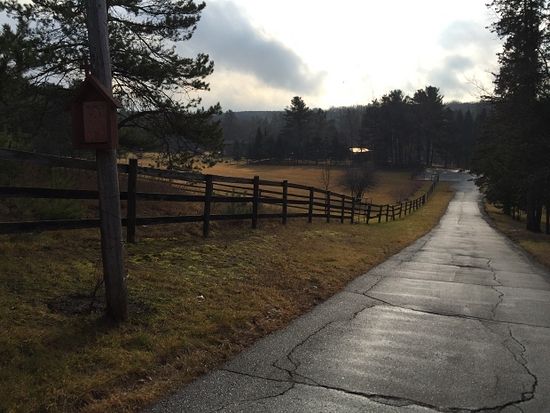 The site of the convent used to be a retreat for Magna International before the nuns moved in in 2001. 'We drove by, and without even seeing it all, we said "This is it,"' said Mother Magdalene. (Maureen Brosnahan/CBC)