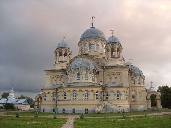  Верхотурский Свято-Николаевский мужской монастырь
