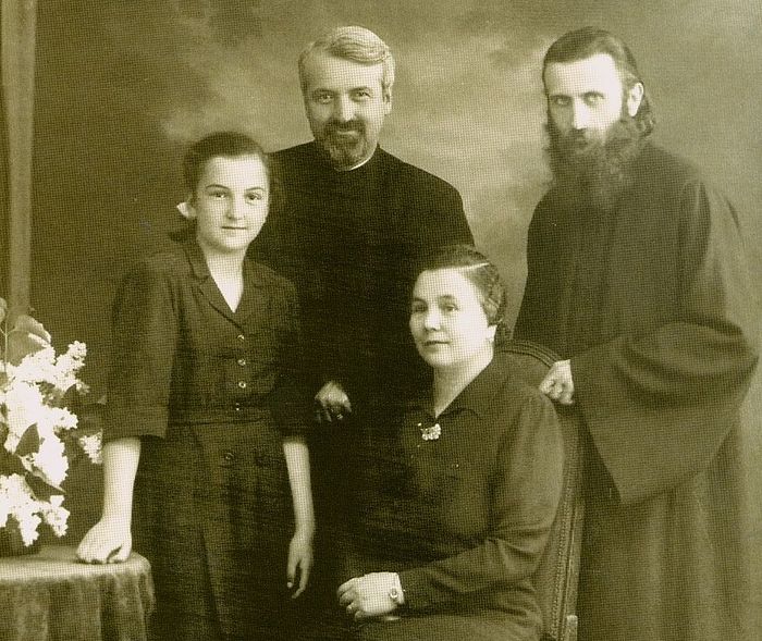 О. Арсений (Бока) с семьей о.Думитру Станилоаэ