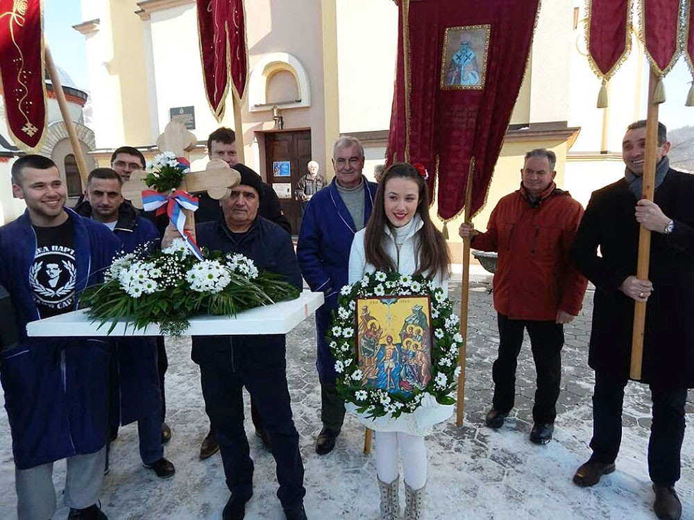 Vojkovici. Cross procession to the river. 