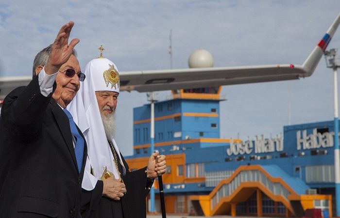 Patriarch of Moscow and All Russia Kirill and president of the State Council and the Council of Ministers of Cuba Raul Castro