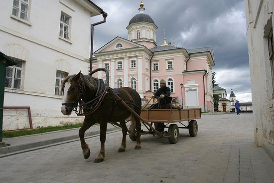 Послушания в Оптине