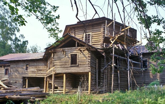 Church of Elijah the Prophet in 1996