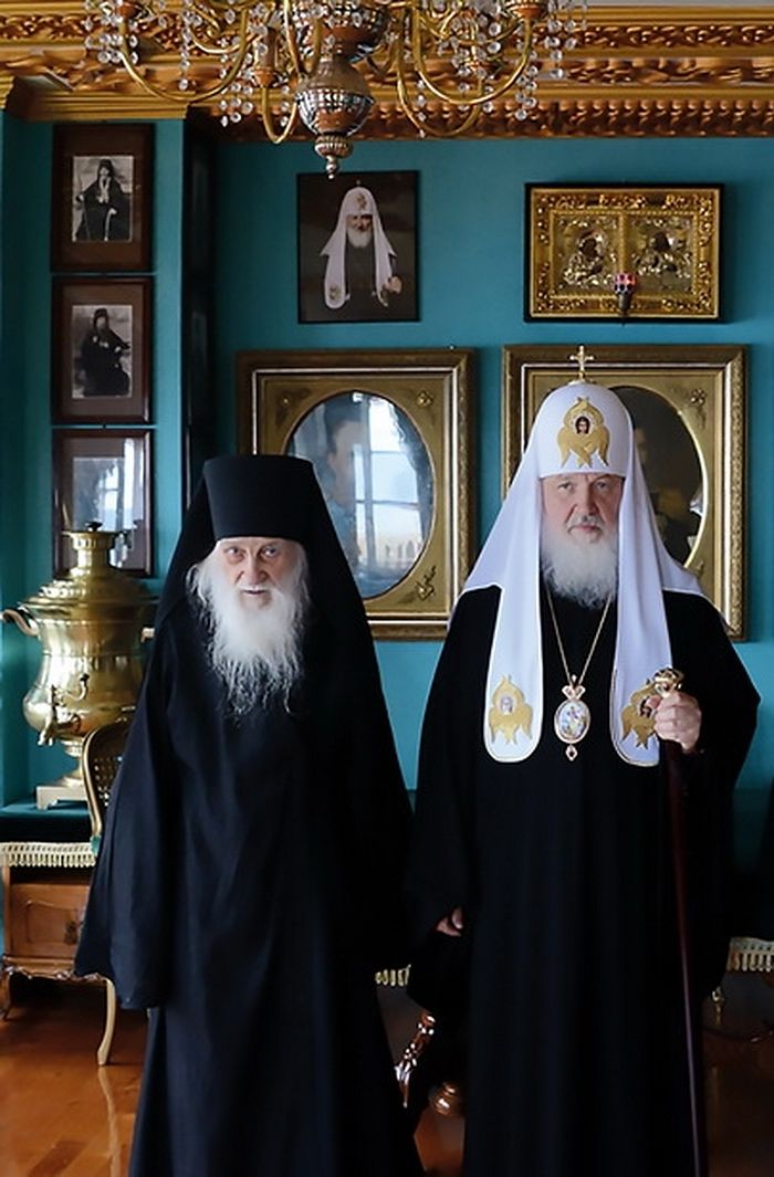 Патриарх Кирилл и игумен Иеремия, 2013 г.