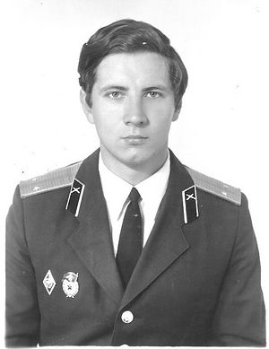 Лейтенант А.Лучанинов 1975 год