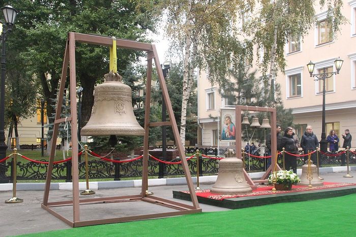 Колокола домового храма университета перед освящением. 2015 г.