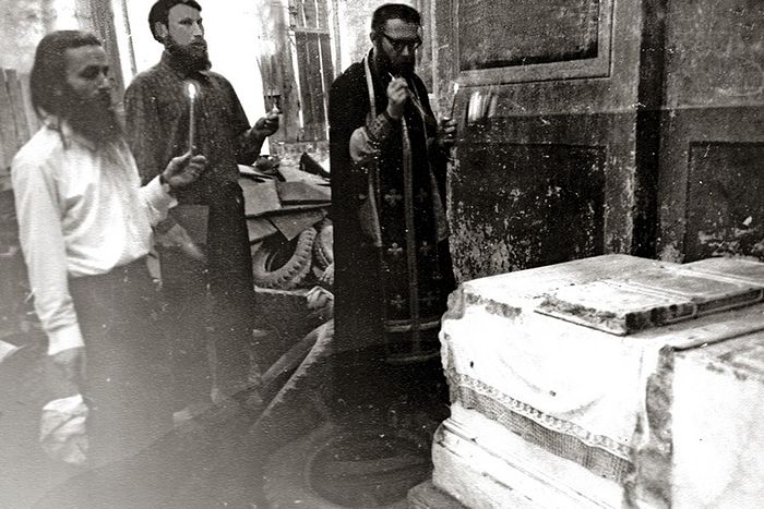 Панихида по святителю Феофану Затворнику перед обретением его мощей