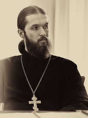 Священник Александр Сатомский