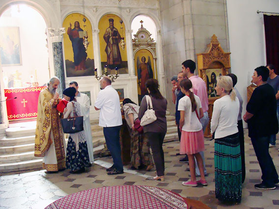 Преосвећени Епископ Јоаникије служио Литургију у никшићком Саборном храму