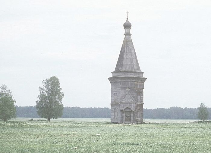 Красная Ляга. Фотография Уильяма Брумфилда.