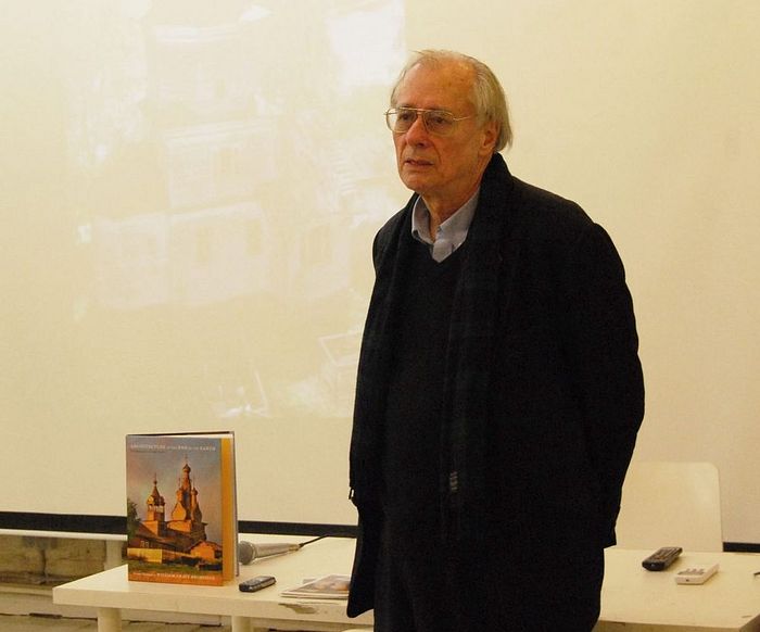 Лекция Уильяма Брумфилда. Фотография Ивана Матвеева.