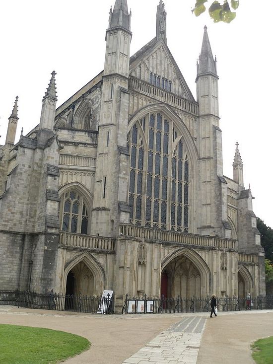 Winchester Cathedral, Hants (photo by Irina Lapa).